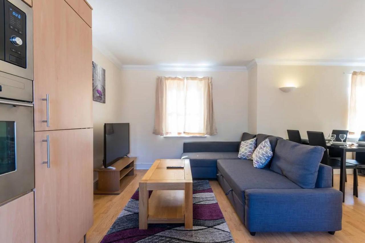 Godwin Court Apartments Swindon Exteriér fotografie